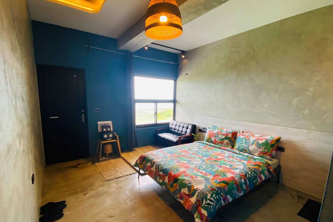 嵐海⼀-舒適雙人床