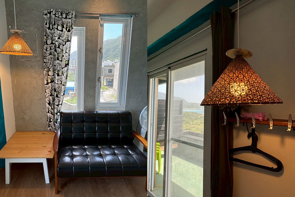 草原房-窗戶沙發一角